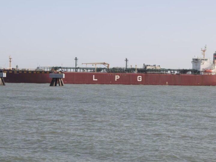 ಭಾರತಕ್ಕೆ ರಾಜತಾಂತ್ರಿಕ ಗೆಲುವು – LPG ಹೊತ್ತು ಬಂದ ಎರಡು ಹಡಗು