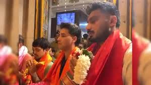 ಸೆಮಿಫೈನಲ್‌ಗೂ ಮೊದಲು ವಿಘ್ನ ವಿನಾಯಕನಿಗೆ ಮೊರೆ – ಸಿದ್ದಿ ವಿನಾಯಕನಿಗೆ ಪೂಜೆ ಸಲ್ಲಿಸಿದ ಟೀಮ್ ಇಂಡಿಯಾ ಆಟಗಾರರು