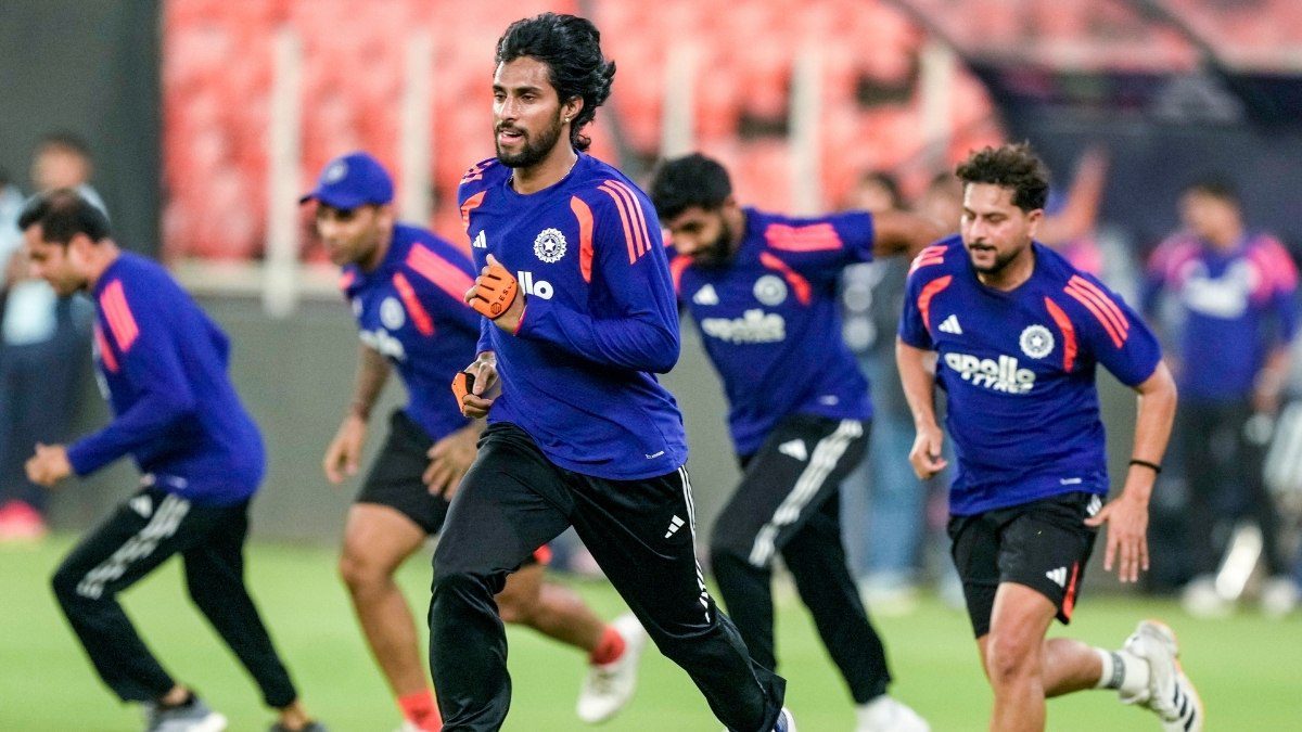 ಸಂಜು-ಅಭಿ ಜೊತೆಯಾಟವೇ ಪ್ಲಸ್ – ವರುಣ್ ಬದಲು ಕುಲ್ದೀಪ್ ಗೆ ಚಾನ್ಸ್?ಬ್ರಿಟಿಷರ ಬೇಟೆಗೆ ಪ್ಲೇಯಿಂಗ್ 11 ರೆಡಿ!