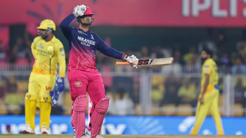CSK ಫಸ್ಟ್ ಮ್ಯಾಚ್ ದೇವ್ರಿಗೆ – ಚೆನ್ನೈ ಚೆಂಡಾಡಿದ ಬಾಸ್ ಬೇಬಿ  ಒಂದಂಕಿಗೆ ಸುಸ್ತಾದ ಟಾಪ್ ಆರ್ಡರ್!