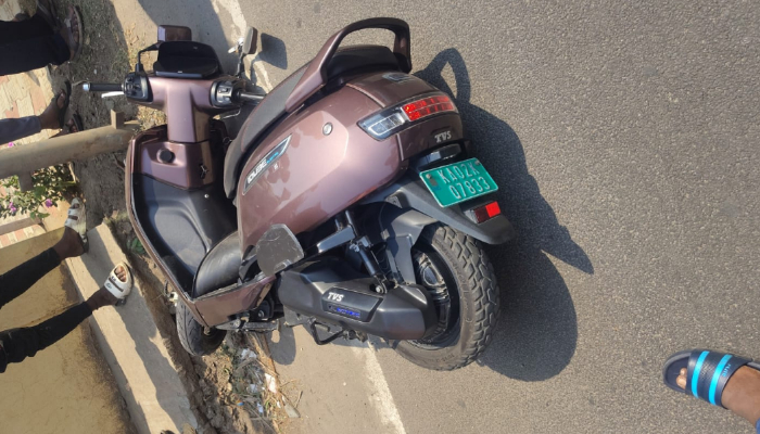 ಬಿಎಂಟಿಸಿ ಬಸ್​ಗೆ ಮತ್ತೊಂದು ಬಲಿ! – ಸ್ಕೂಟರ್‌ಗೆ ಡಿಕ್ಕಿಯಾಗಿ ಇಂಜಿನಿಯರಿಂಗ್ ವಿದ್ಯಾರ್ಥಿನಿ ತಲೆ ಮೇಲೆ ಹರಿದ ಬಸ್‌