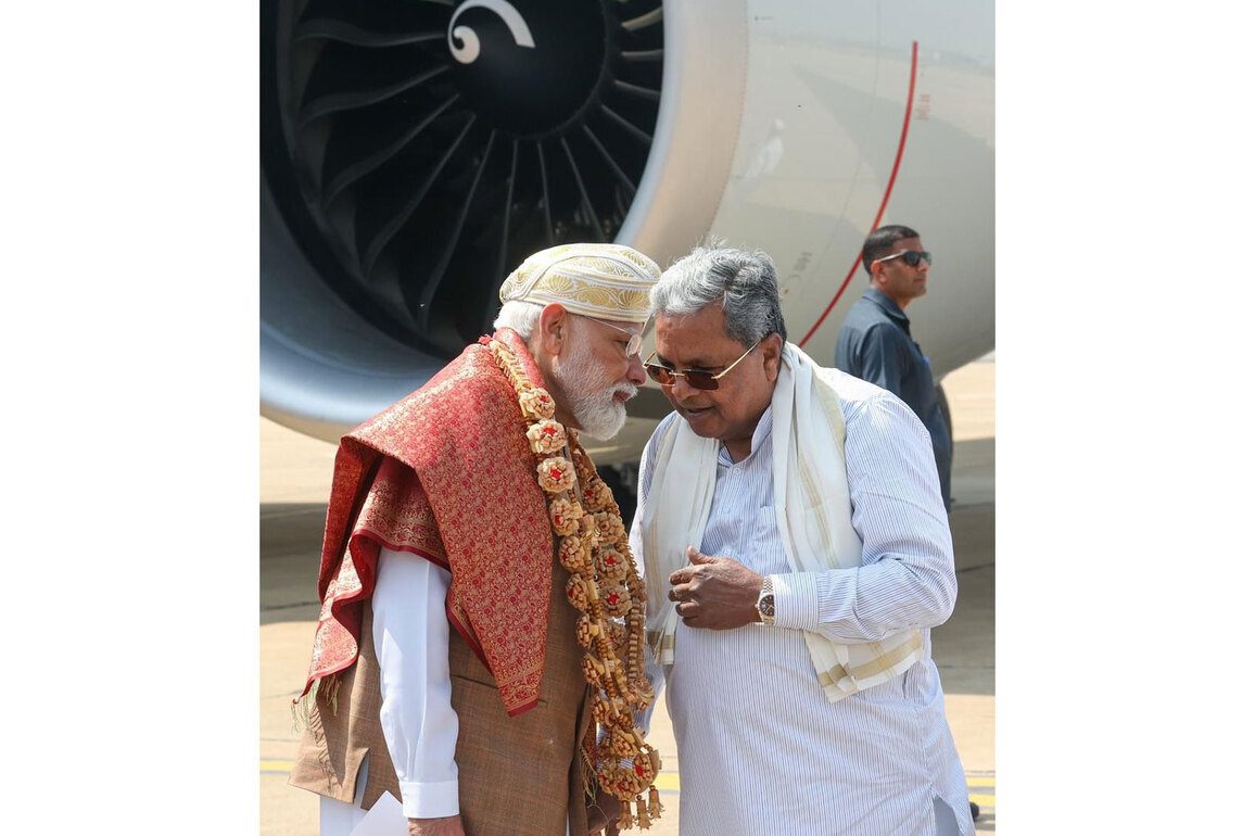ಕರ್ನಾಟಕಕ್ಕೆ ಬಂದ ಮೋದಿ ಮುಂದೆ 18 ಬೇಡಿಕೆ ಇಟ್ಟ ಸಿಎಂ ಸಿದ್ದು – ಯಾವೆಲ್ಲಾ ಬೇಡಿಕೆ ಇಟ್ಟಿದ್ದಾರೆ ಗೊತ್ತಾ?