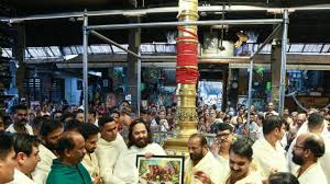 ಕೇರಳದ ದೇವಸ್ಥಾನಗಳಿಗೆ ಅನಂತ್ ಅಂಬಾನಿ 18 ಕೋಟಿ ದೇಣಿಗೆ –  ಆನೆ ಆರೈಕೆ ಯೋಜನೆಗೂ ಸಹಾಯ