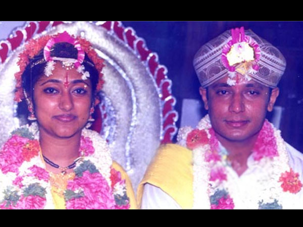 ಕಂಬಿ ಹಿಂದೆ ಕುಟುಂಬಕ್ಕಾಗಿ ದರ್ಶನ್ ಕಣ್ಣೀರು – ಒಡೆದ ಹೃದಯದೊಂದಿಗೆ ಪತಿ ಫೋಟೋ ಹಂಚಿಕೊಂಡ ವಿಜಯಲಕ್ಷ್ಮೀ
