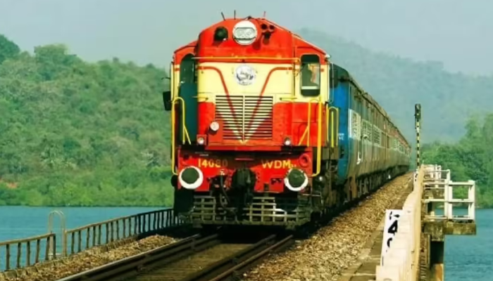 ಬೆಂಗಳೂರು To ಮುಂಬೈ, ಮೈಸೂರು To ದೆಹಲಿ ಹೊಸ ರೈಲು! – ಎಲ್ಲೆಲ್ಲಿ ನಿಲ್ದಾಣಗಳು ಇರಲಿದೆ? ಟಿಕೆಟ್‌ ದರ ಎಷ್ಟು?