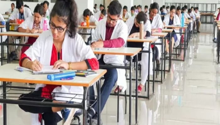 ಪ್ರಶ್ನೆ ಪತ್ರಿಕೆ ಸೋರಿಕೆ.. ಮೇ 3 ರಂದು ನಡೆದಿದ್ದ NEET ಪರೀಕ್ಷೆ ರದ್ದು!  
