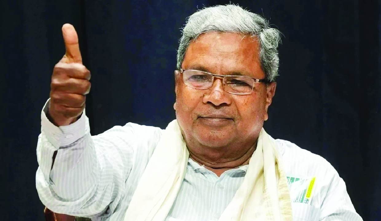 ಮುಖ್ಯಮಂತ್ರಿ ಪಟ್ಟ ತೊರೆದ ಸಿದ್ದರಾಮಯ್ಯ – ಅಹಿಂದ ನಾಯಕ ನಡೆದು ಬಂದ ಹಾದಿ ಹೇಗಿತ್ತು?ಅಹಿಂದ ಹುಲಿಯ ಮುಂದಿನ ಹೆಜ್ಜೆ ಏನು?