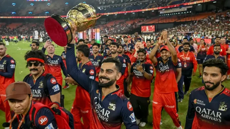 RCBಗೆ 2ನೇ ಟ್ರೋಫಿ ಫ್ಯಾನ್ಸ್ ಟ್ರೆಂಡ್  –   SRH ತ್ರಿಮೂರ್ತಿಗಳ ಮಾಡಿರುವ ದಾಖಲೆ ಯಾವುದು ಗೊತ್ತಾ?