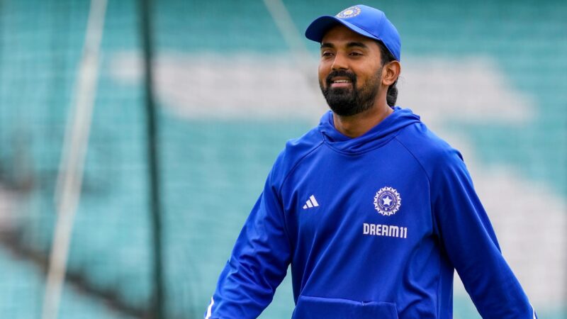 KL ರಾಹುಲ್ ಆಲ್ ಫಾರ್ಮೆಟ್ ಬೆಸ್ಟ್ ಪ್ಲೇಯರ್ – ಕನ್ನಡಿಗನ ಬಗ್ಗೆ ತಿಲಕರತ್ನೆ ಮೆಚ್ಚುಗೆಬೆಸ್ಟ್ ಇದ್ರೂ T-20Iಗೆ ಯಾಕಿಲ್ಲ?