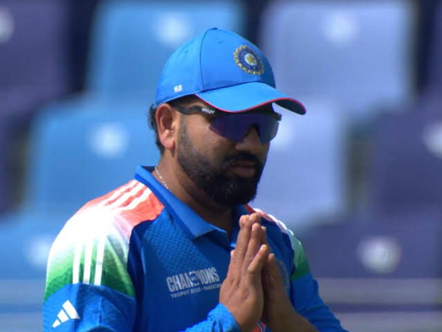 ಏಕದಿನ ಸರಣಿಯಲ್ಲಿ ರೋಹಿತ್ ಶರ್ಮಾ ಭರ್ಜರಿ ದಾಖಲೆ – ಹ್ಯಾಟ್ರಿಕ್ ಕ್ಯಾಚ್ ಹಿಡಿದ ಹಿಟ್‌ಮ್ಯಾನ್