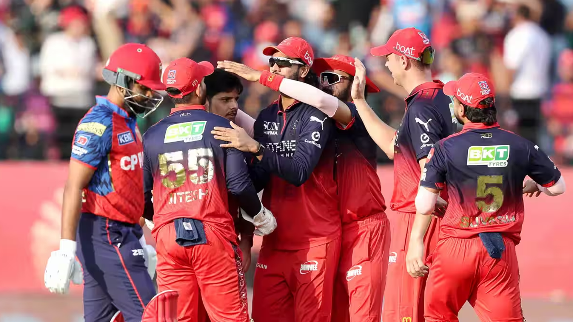 ಬ್ರ್ಯಾಂಡ್ ವ್ಯಾಲ್ಯೂನಲ್ಲೂ RCBಯೇ ಬಾಸ್ – ಧೋನಿ ಇಲ್ಲದೆ ಜಾರಿ ಬಿತ್ತು CSKIPLನಲ್ಲಿ ಹೇಗಿದೆ 10 ತಂಡಗಳ ಹವಾ?