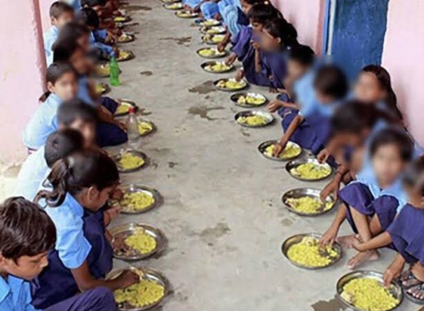 ಬಾಗಲಕೋಟೆಯಲ್ಲಿ ಬಿಸಿಯೂಟ ಸೇವಿಸಿದ ನಂತರ 12 ಮಕ್ಕಳು ಅಸ್ವಸ್ಥ