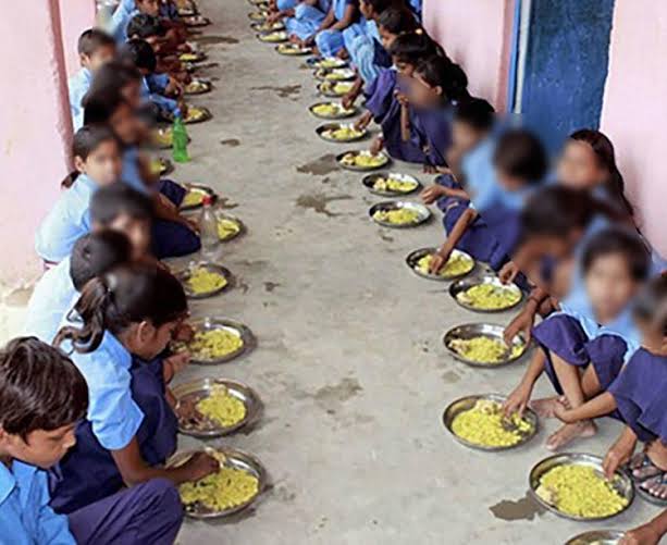 ಬಾಗಲಕೋಟೆಯಲ್ಲಿ ಬಿಸಿಯೂಟ ಸೇವಿಸಿದ ನಂತರ 12 ಮಕ್ಕಳು ಅಸ್ವಸ್ಥ