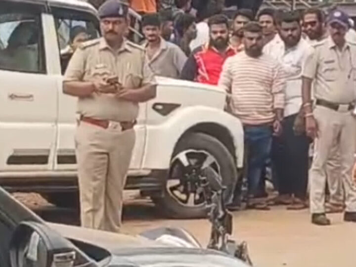 ಹುಬ್ಬಳ್ಳಿಯಲ್ಲಿ ಹಾಡಹಗಲೇ ನಡುರಸ್ತೆಯಲ್ಲಿ ಕೊಲೆ – ಜನರ ಎದುರೇ ಕೊ*ಚ್ಚಿ ಕೊ*ಚ್ಚಿ ಕೊಂದ ಪಾಪಿಗಳು!