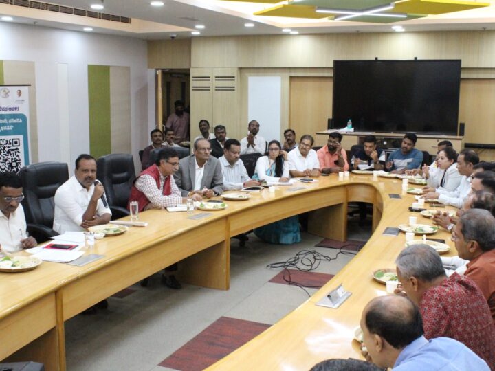 ಹೋಟೆಲ್‌ಗಳಲ್ಲಿ ಕಟ್ಟುನಿಟ್ಟಿನ ಕ್ರಮ ಕೈಗೊಳ್ಳಿ – ಆರೋಗ್ಯ ಸಚಿವ ಯು.ಟಿ. ಖಾದರ್ ಸೂಚನೆ