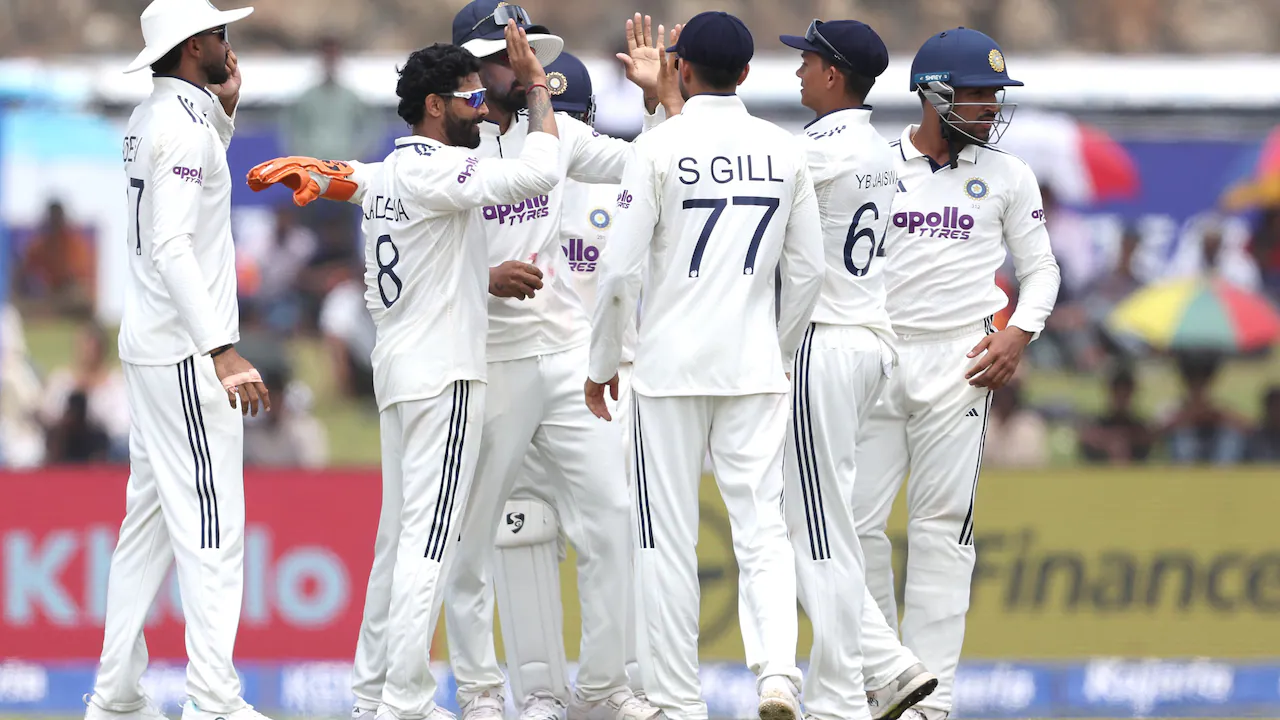 ಚೇಸಿಂಗ್ ಶುರು ಮಾಡಿದ ಲಂಕೆಗೆ ಭಾರತದ ಬೌಲರ್ಸ್ ಲಗಾಮು – ಟೀಂ ಇಂಡಿಯಾ ಗೆಲುವು ಫಿಕ್ಸ್ ಆಯ್ತಾ?