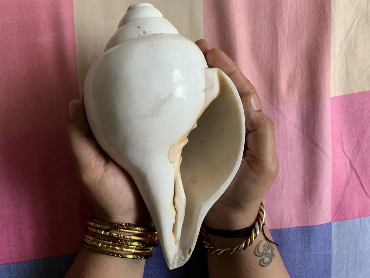 ಹಣದ ಸಮಸ್ಯೆ ಇದ್ಯಾ – ಗುರುವಾರ ಶಂಖದಿಂದ ಹೀಗೆ ಮಾಡಿ