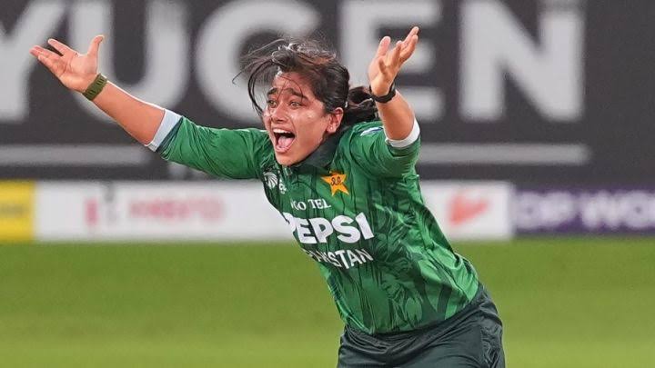 ಶಫಾಲಿ ವರ್ಮಾಗೆ ಸನ್ನೆ – PAK ಫಾತಿಮಾ ಸನಾಗೆ ICC ದಂಡ!