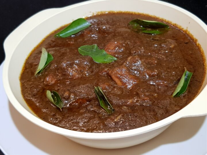 ಚಿಕನ್ ಪ್ರಿಯರೇ ಒಮ್ಮೆ ಟ್ರೈ ಮಾಡಿ ಈ ಚಿಕನ್ ಪೆಪ್ಪರ್ ಮಸಾಲಾ – ಭಾನುವಾರದ ಊಟದ ರುಚಿಯೇ ಬೇರೆ