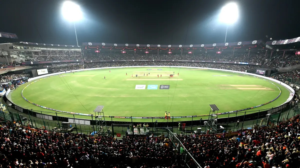 IND Vs WI ಸರಣಿಯಲ್ಲೂ ಮೋಸ! – ಫ್ಯಾನ್ಸ್ ಕ್ರೇಜ್ ಮುಂದಿಟ್ಟು SCAMಚಿನ್ನಸ್ವಾಮಿ ಪಂದ್ಯಗಳೇ ಟಾರ್ಗೆಟ್ ಏಕೆ?