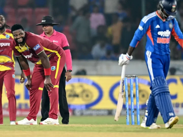 4 ಮ್ಯಾಚ್.. 879 ರನ್ಸ್! – ಭಾರತದ ಬೌಲಿಂಗ್ ಬರ್ಬಾದ್
